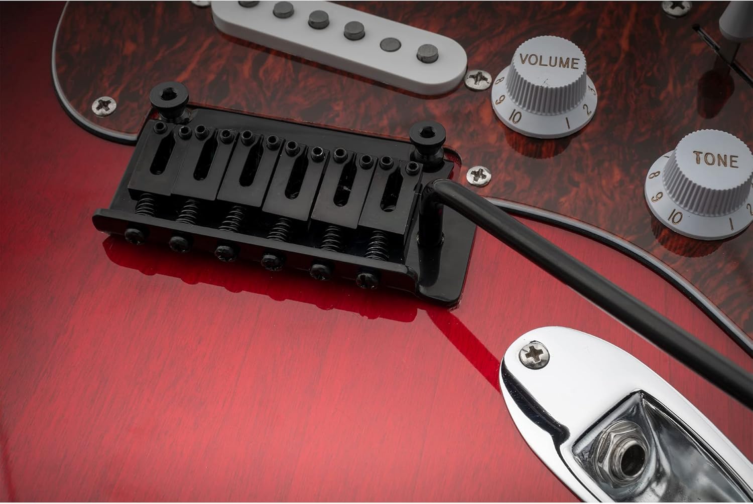 Musiclily Pro 52.5mm Modern 2-Point Tremolo Bridge 40mm Solid Brass Block for Squier Strat Style Electric Guitar, Black